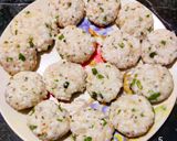 A picture of step 5 of Sabudana Vada.