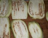 Foto del paso 1 de la receta: Bastoncitos de berenjena