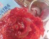Foto langkah ke 4 dari resep Korean Strawberry Milk.
