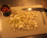 Foto del paso 4 de la receta: Pimientas, bifes y ensalada