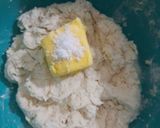 Foto langkah ke 2 dari resep Pizza Jagung Sosis.