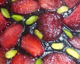 A picture of step 6 of Strawberry chocolate bar.