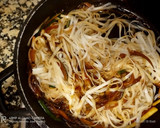Foto del paso 4 de la receta: Noodles de arroz, con langostinos y calabacín