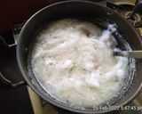 A picture of step 3 of Upma Kozhakattai (rice Dumplings).