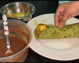 A picture of step 8 of Palak Paneer Frankie.
