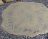 صورة لخطوة 7 من وصفة عمل الباتية أطعم واحلي من بتاع الفرن 😋😋