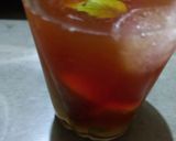 A picture of step 5 of Lemon mint cold tea.