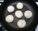 A picture of step 6 of ‘Isobe Mochi’ made with Glutinous Rice Flour.