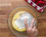 A picture of step 3 of Strawberry Cheese Cake Roll.