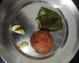 A picture of step 2 of Roasted tomato and capsicum soup.