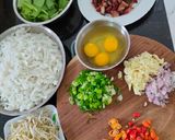 Foto langkah ke 1 dari resep Kwetiaw Goreng Char Siu.