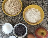 Foto del paso 1 de la receta: Galletas sin azúcar añadida: avena, manzana y chocolate