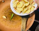 आलू की भुजिया (aloo ki bhujia recipe in Hindi) रेसिपी चरण 2 फोटो