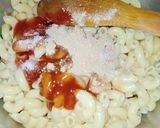 A picture of step 9 of Pizza Macaroni.