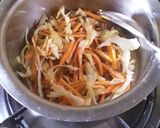 চিকেন থুকপা(Chicken Thukpa recipe in Bengali) রেসিপির ধাপ 3 ছবি