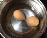 Hình bước làm 1 của món Salad gà sốt sữa chua