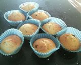 A picture of step 12 of Currant Fairy Cakes.
