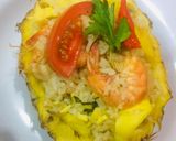 Foto langkah ke 5 dari resep Nasi goreng nanas thailand.