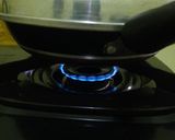 Foto langkah ke 5 dari resep Pie Susu Teflon.