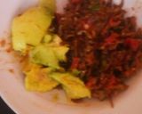 A picture of step 6 of Ovacado and fried omena#marathonrecipe.