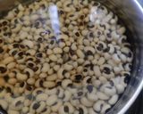 A picture of step 1 of Black eyed peas in makhni gravy.