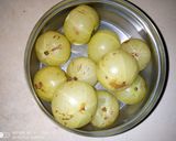 आवळा जॅम (Awla Jam Recipe In Marathi) रेसिपी स्टेप 1 फोटो 