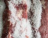 Foto del paso 1 de la receta: Bondiola de cerdo, fiambre con especias