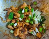 Foto langkah ke 6 dari resep Ayam Goreng Mentega.