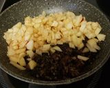 A picture of step 3 of Blood Sausage and Apple Phyllo Pouches.