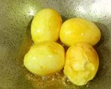 A picture of step 1 of Boiled Egg Malai Curry.
