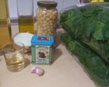 Foto del paso 1 de la receta: Garbanzos con Espinacas. Buenos y rápidos