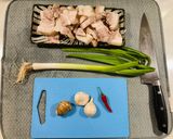 彌生家超下飯蒜炒五花肉的食譜步驟2照片