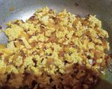 A picture of step 3 of Paneer bhurji.