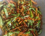 Foto langkah ke 3 dari resep Oseng Buncis Saos tiram.