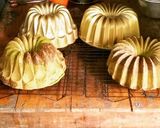 Foto langkah ke 6 dari resep Bolu Coklat Pandan 5 Telur.