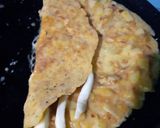 A picture of step 8 of Cheese Omelet.