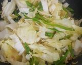 Hình bước làm 4 của món Miến dong xào tôm