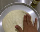 Foto langkah ke 3 dari resep Tuna Melt Pan Pizza (Basic Dough).