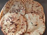 બાજરાનો રોટલો (Bajra Rotlo Recipe In Gujarati)