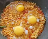 A picture of step 5 of Masala Maggi Sakshuka.