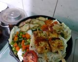 A picture of step 15 of Paneer and vegetable rice sizzler.