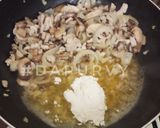 Foto langkah ke 6 dari resep SPAGHETTI CREAMY MUSHROOM / Spaghetti krim susu.