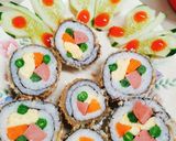 Hình bước làm 2 của món Kim bap chiên xù