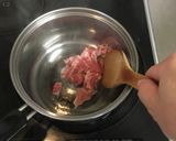 Foto del paso 2 de la receta: El tonziru~El sopa del miso con el cerdo y verduras~