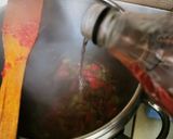 Φωτογραφία βήματος 5 της συνταγής Μαύροι γίγαντες στην χύτρα με πράσο, πιπεριές και καρότο