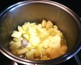 Foto del paso 3 de la receta: Guiso de patatas con carne al aroma de apio