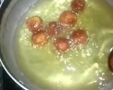 A picture of step 5 of Suji Gulabjamun.
