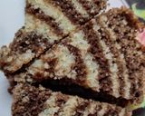 A picture of step 7 of Semolina chocolate Cake.