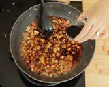 Foto langkah ke 4 dari resep Misoa Ayam Kecap Devina Hermawan.