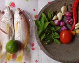 Foto langkah ke 1 dari resep Ikan kakap merah bumbu simpel.